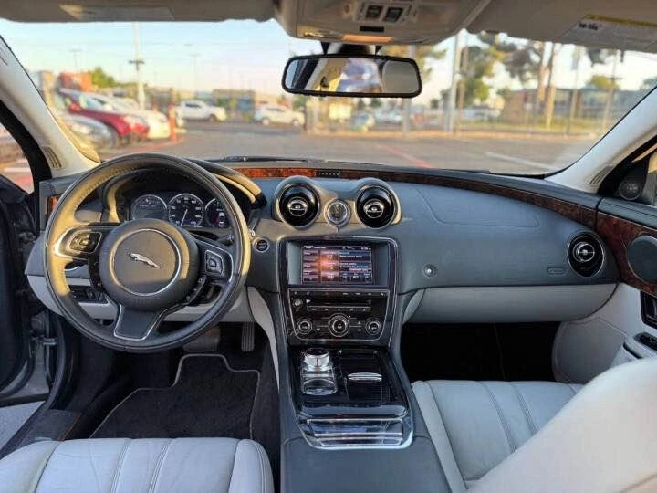 2013 Jaguar X351 XJ - Image 10 of 15