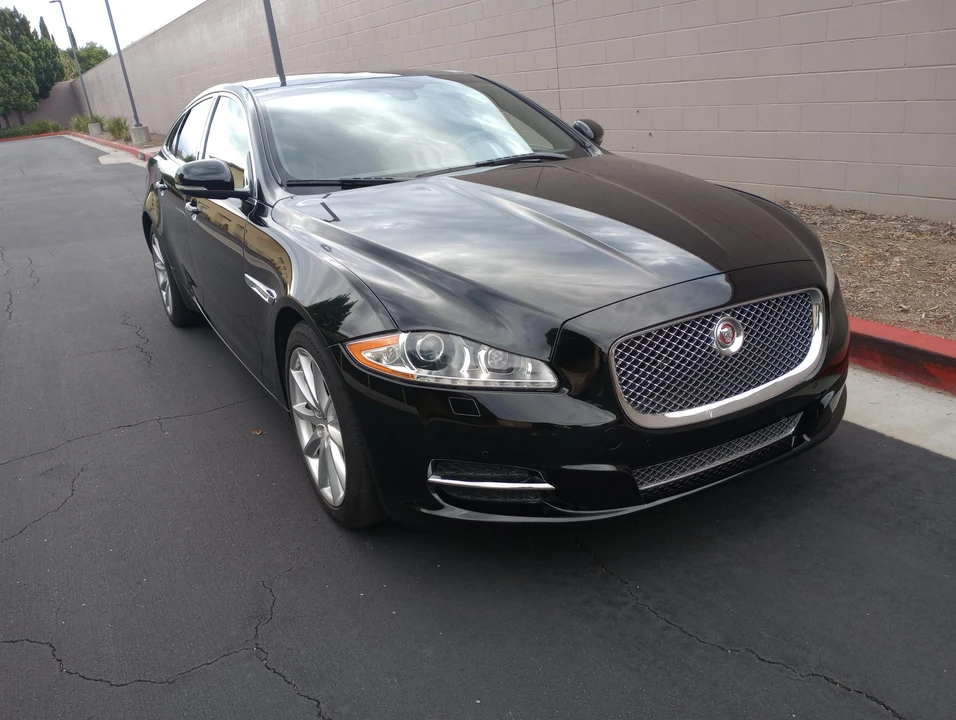 2013 Jaguar X351 XJ - Image 3 of 31