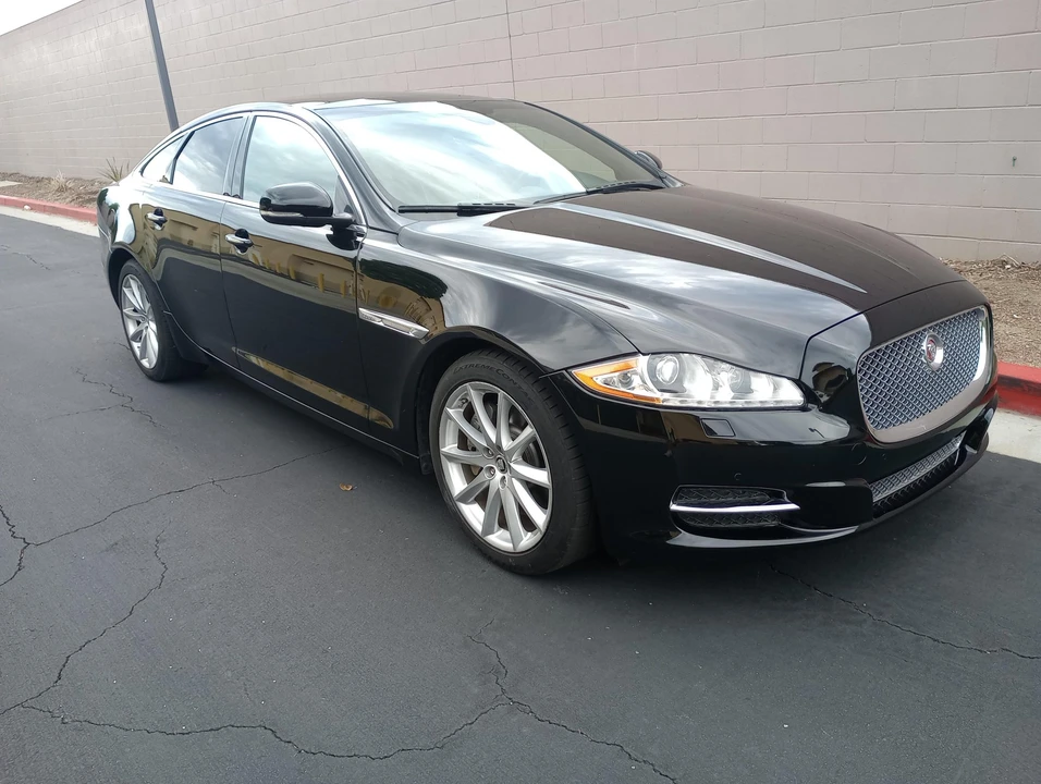 2013 Jaguar X351 XJ - Image 2 of 31