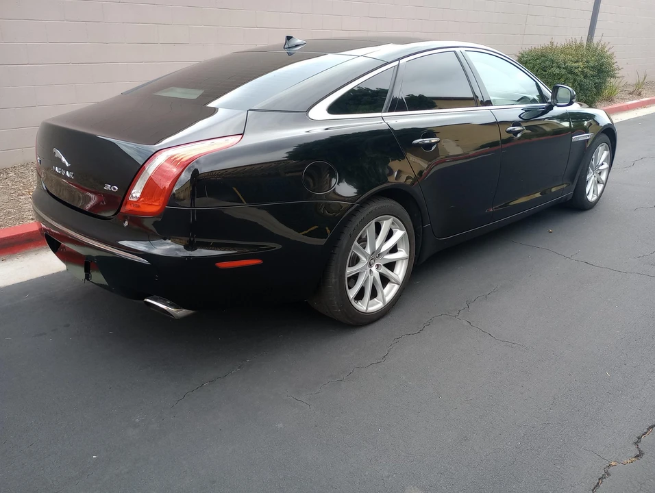 2013 Jaguar X351 XJ - Image 18 of 31