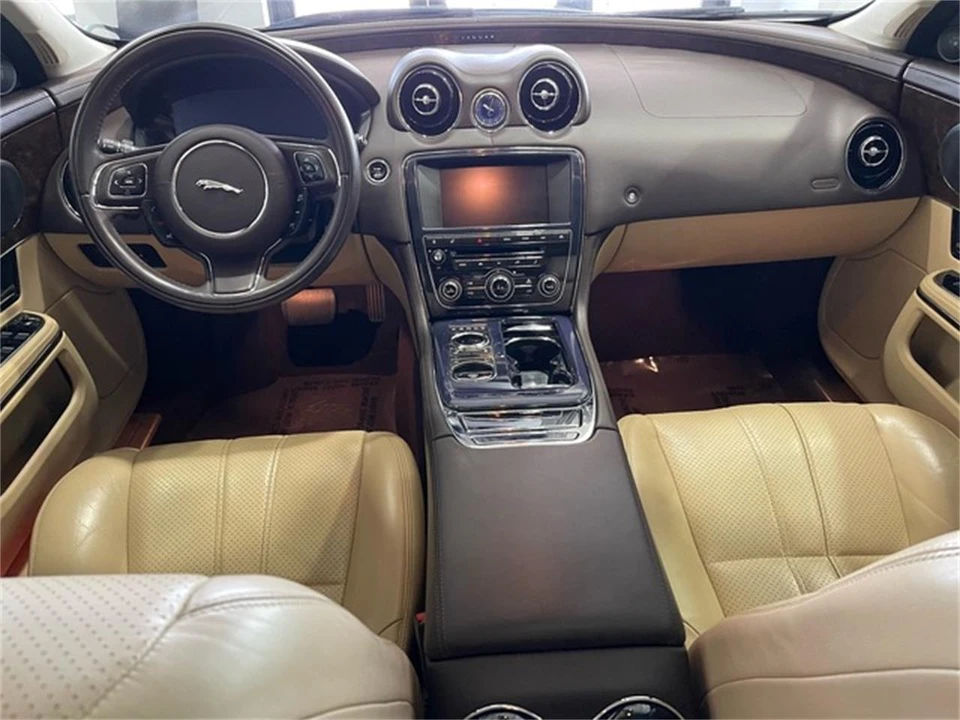 2013 Jaguar X351 XJ - Image 29 of 31