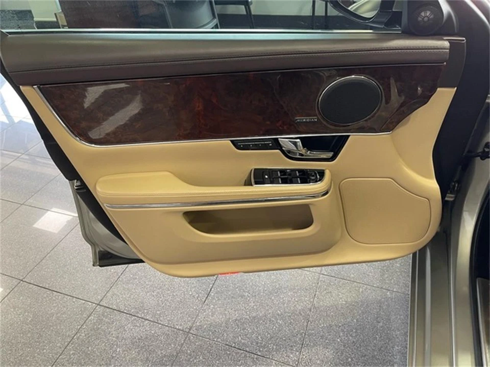 2013 Jaguar X351 XJ - Image 23 of 31