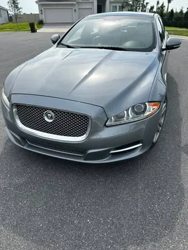 2013 Jaguar XJ