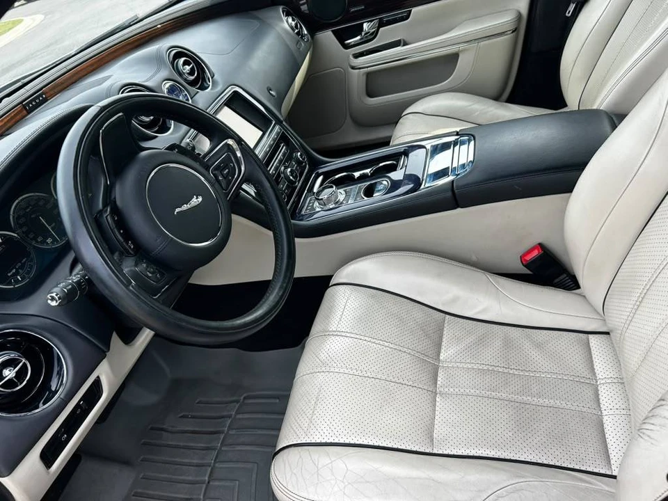 2013 Jaguar X351 XJ - Image 9 of 15