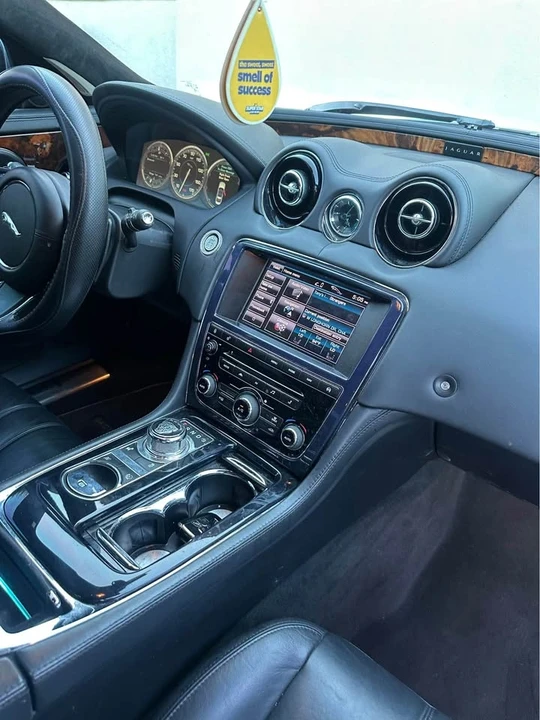 2013 Jaguar X351 XJ - Image 4 of 5