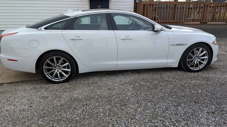 2013 Jaguar XJ Series 4 - Image 3 of 13