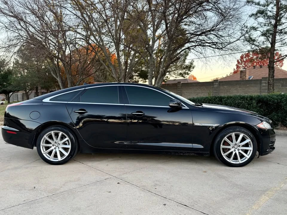 2013 Jaguar XJ Series 4 - Image 6 of 10