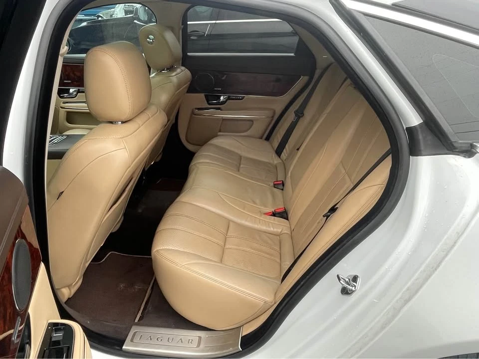 2013 Jaguar X351 XJ - Image 8 of 11
