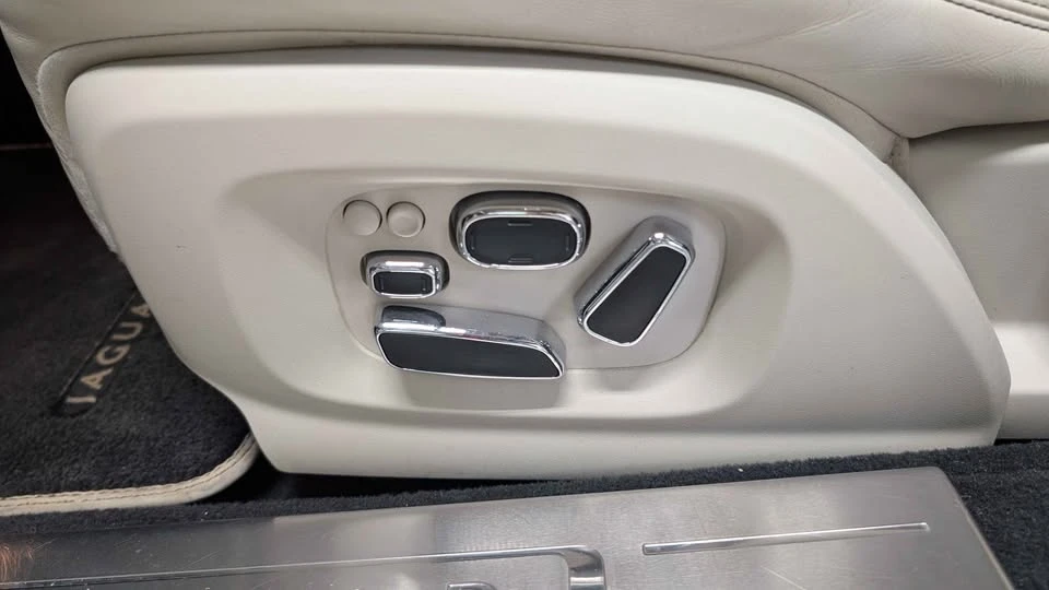 2013 Jaguar X351 XJ - Image 14 of 15