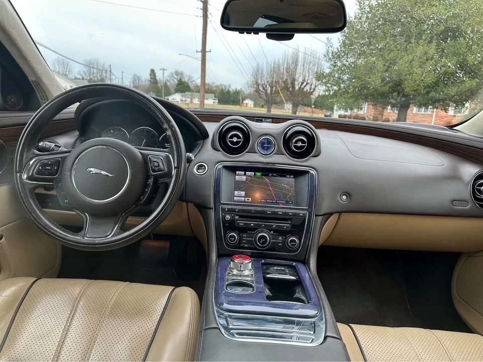 2013 Jaguar X351 XJ - Image 16 of 19