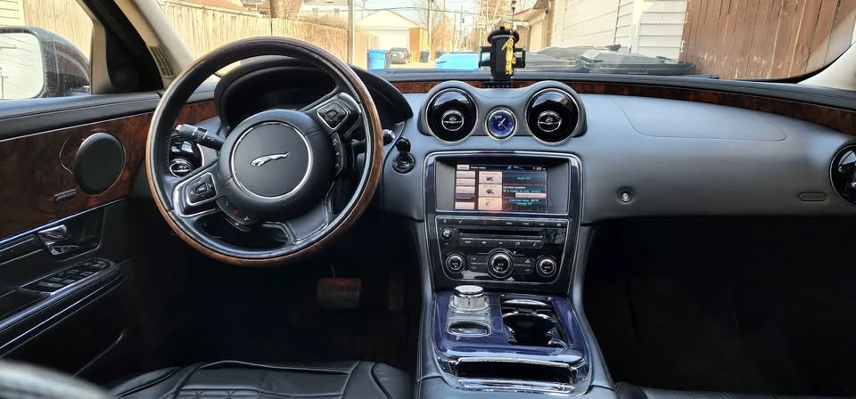 2013 Jaguar X351 XJ - Image 6 of 11