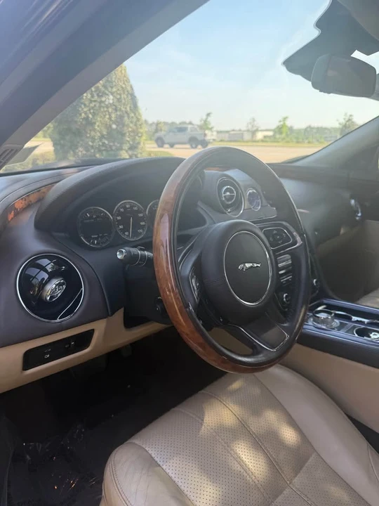 2013 Jaguar X351 XJ - Image 9 of 12