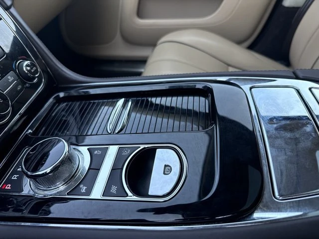 2013 Jaguar X351 XJ - Image 12 of 17