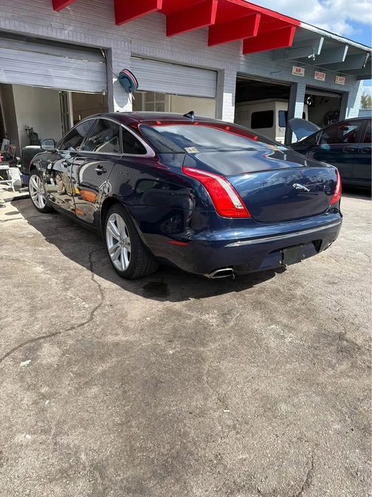 2013 Jaguar X351 XJ - Image 4 of 4