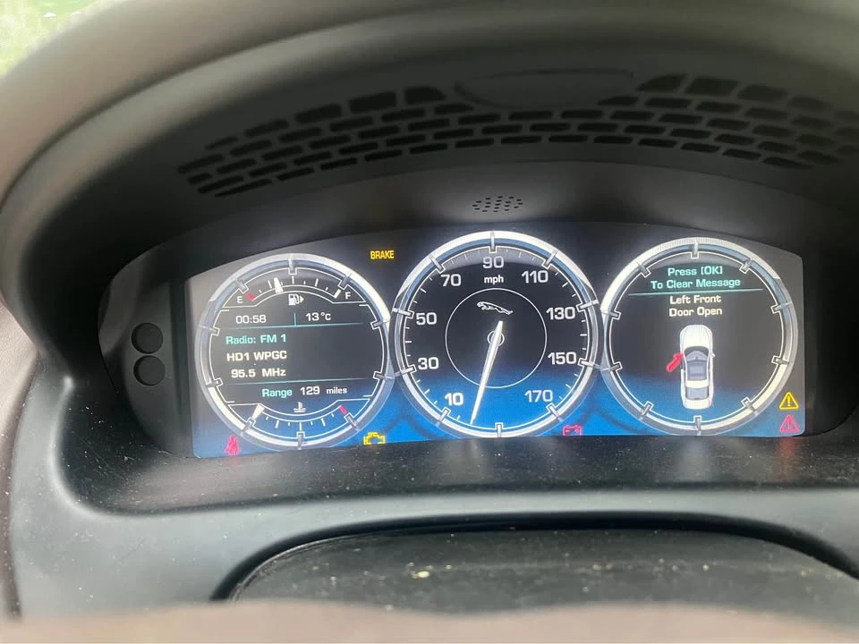 2013 Jaguar X351 XJ - Image 7 of 15