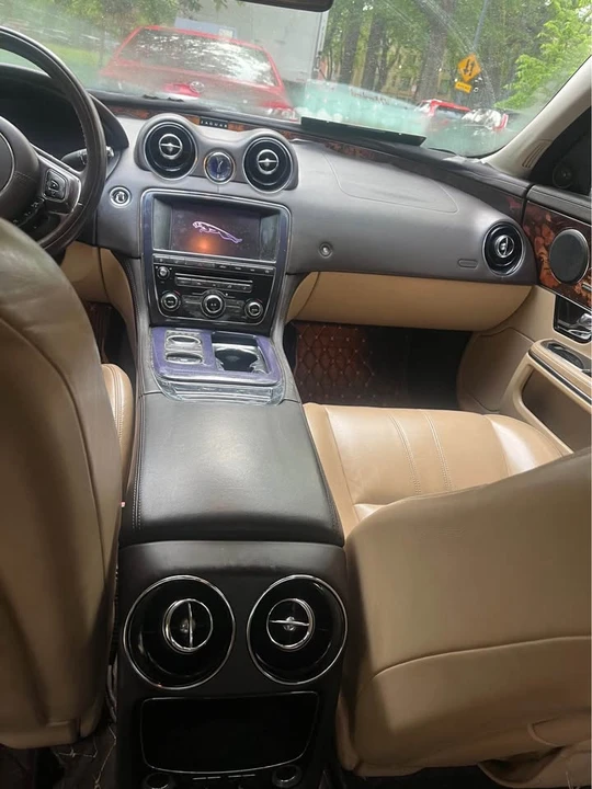 2013 Jaguar X351 XJ - Image 9 of 15