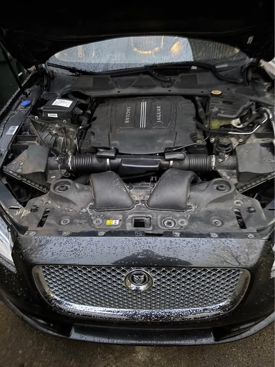 2013 Jaguar X351 XJ - Image 9 of 18