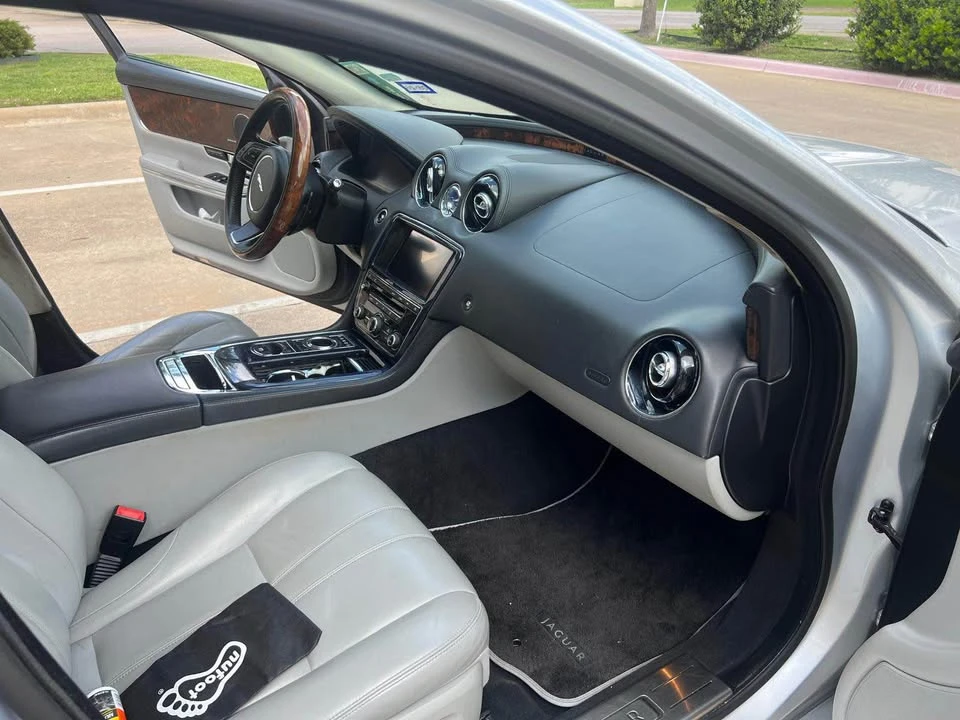 2013 Jaguar X351 XJR - Image 14 of 15