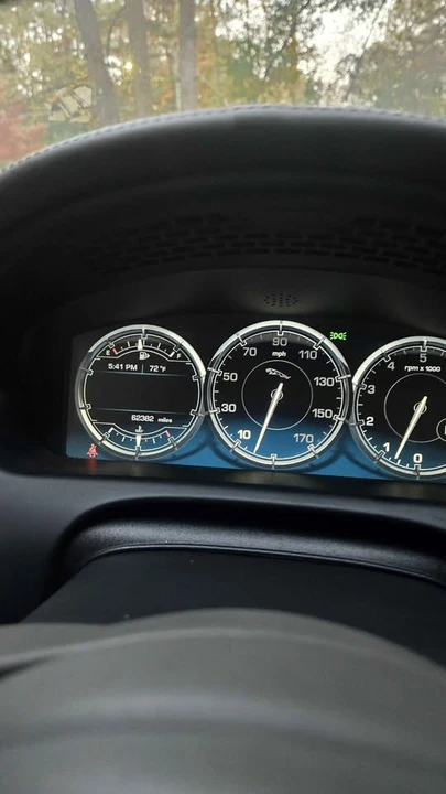 2013 Jaguar X351 XJ - Image 2 of 9