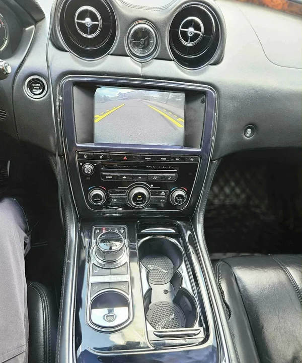 2013 Jaguar X351 XJ - Image 10 of 19
