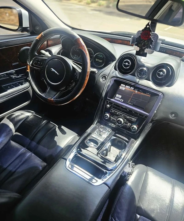 2013 Jaguar X351 XJ - Image 10 of 19