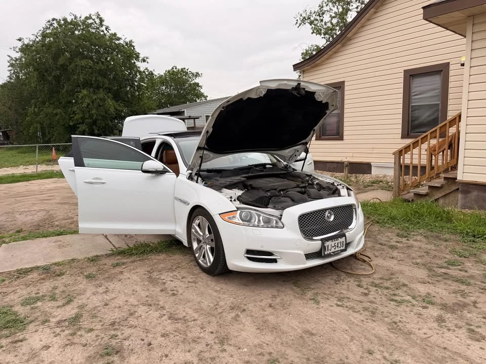 2013 Jaguar X351 XJ - Image 3 of 8