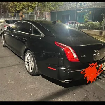 2013 Jaguar XJ Supercharged Sedan