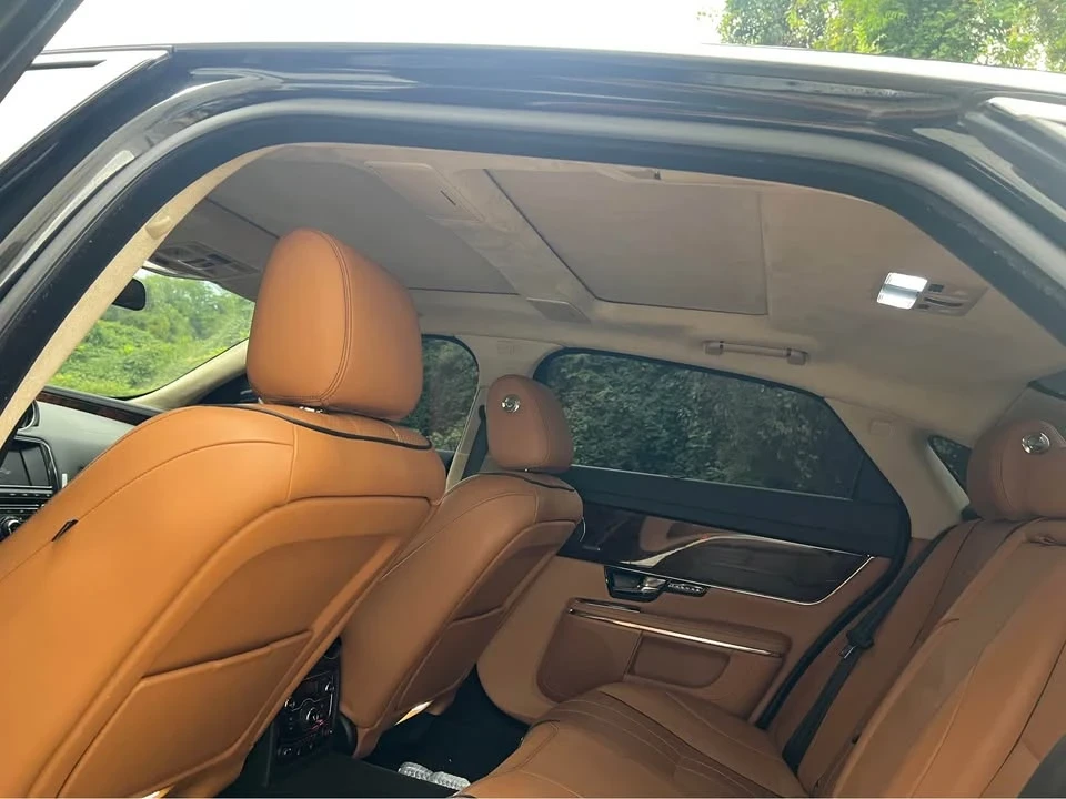 2013 Jaguar X351 XJR - Image 8 of 17