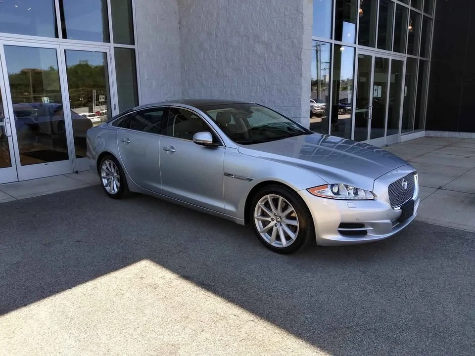 2013 Jaguar X351 XJ - Image 8 of 10