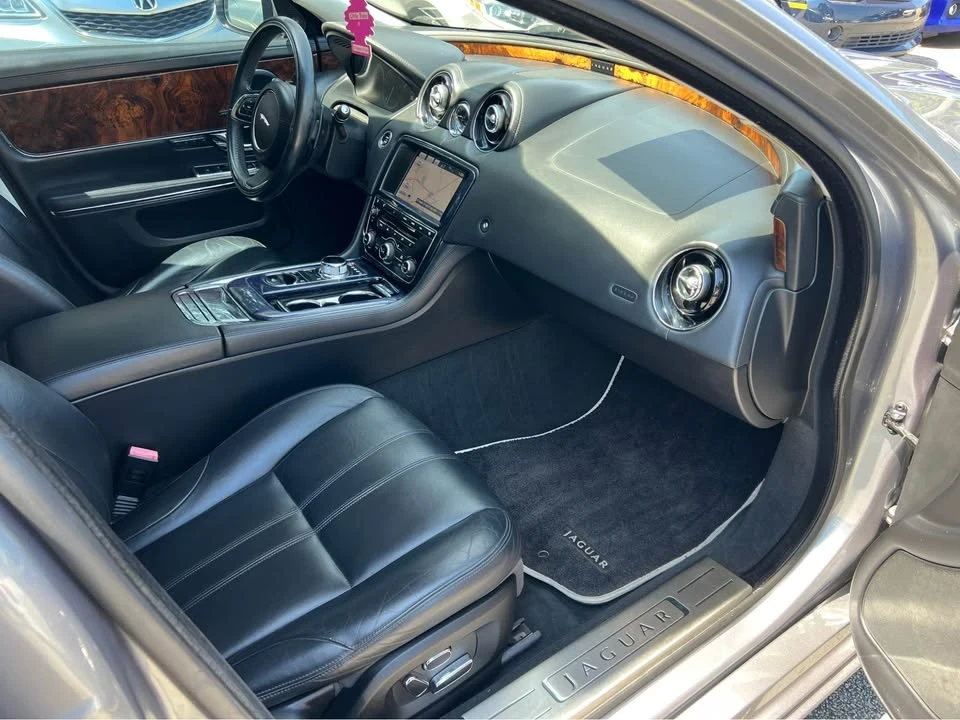 2013 Jaguar X351 XJ - Image 12 of 18