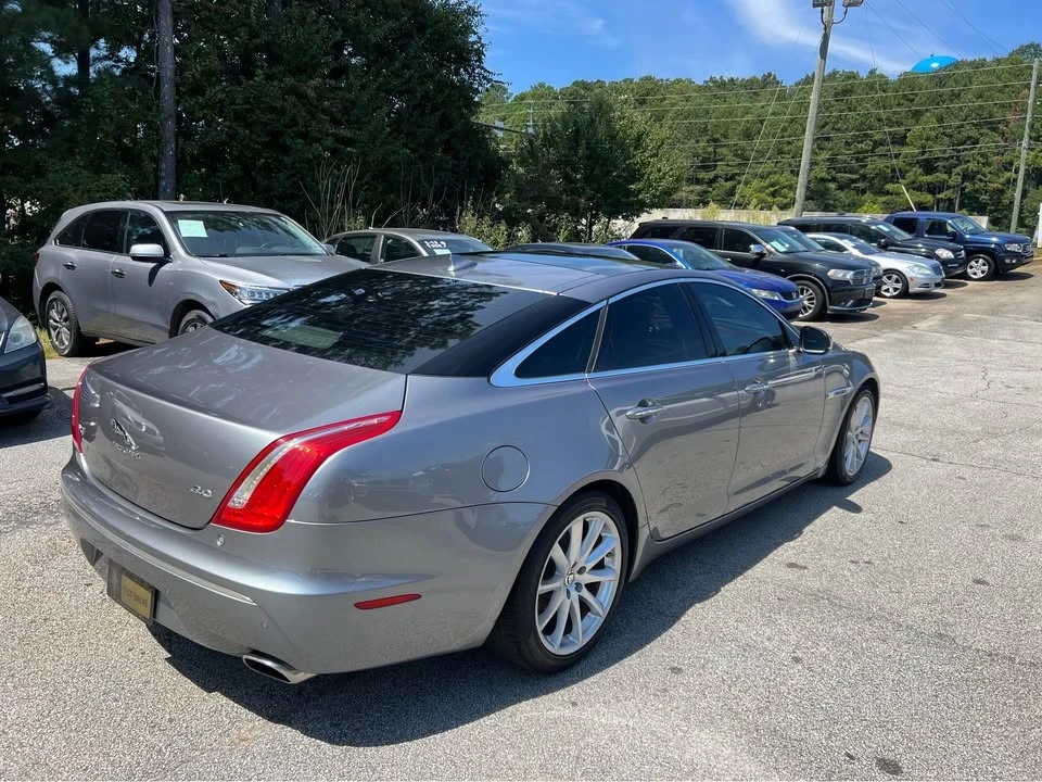 2013 Jaguar X351 XJ - Image 8 of 18