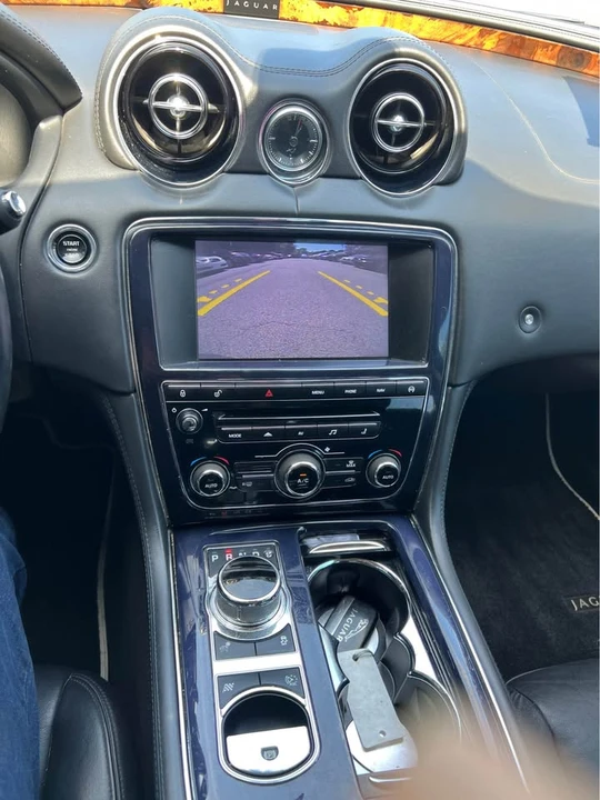 2013 Jaguar X351 XJ - Image 11 of 18