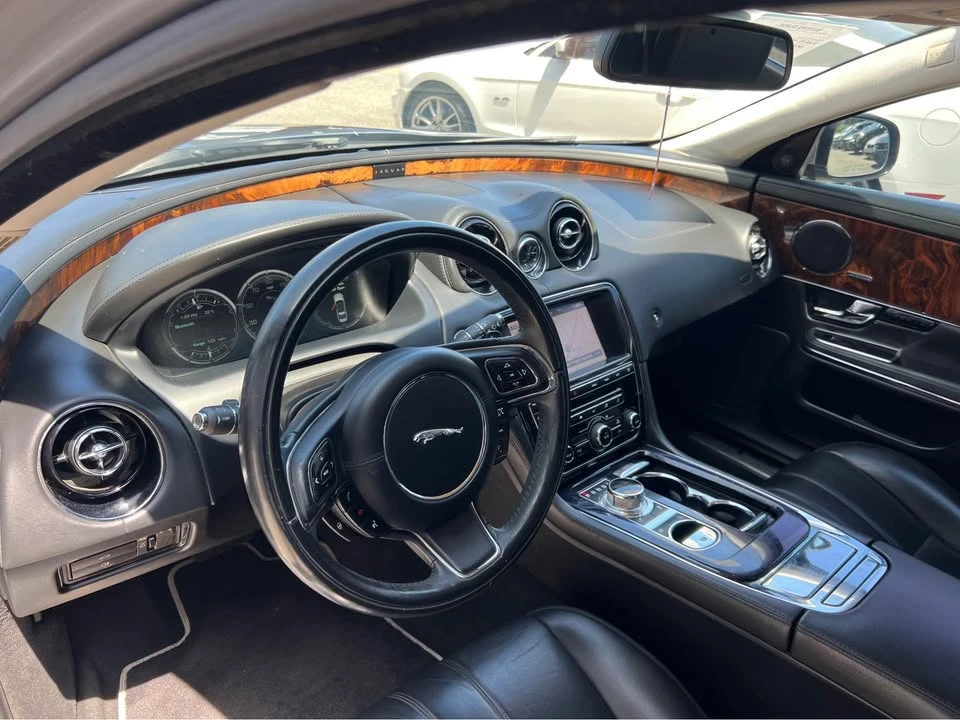 2013 Jaguar X351 XJ - Image 15 of 18