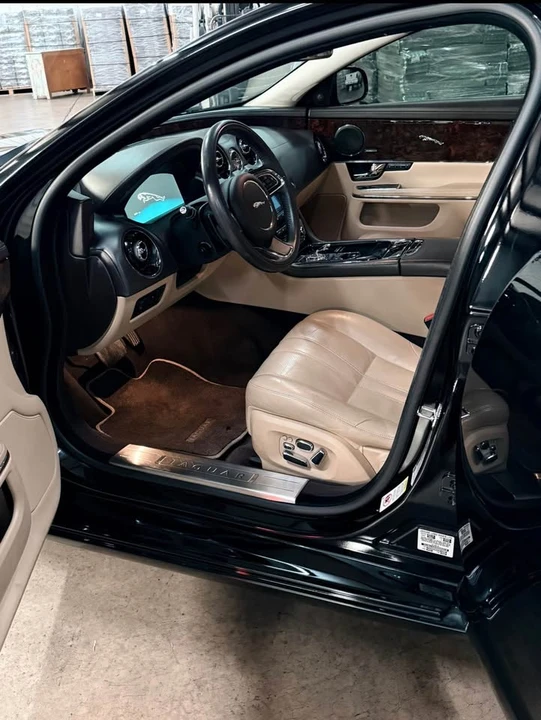 2013 Jaguar X351 XJR - Image 9 of 15