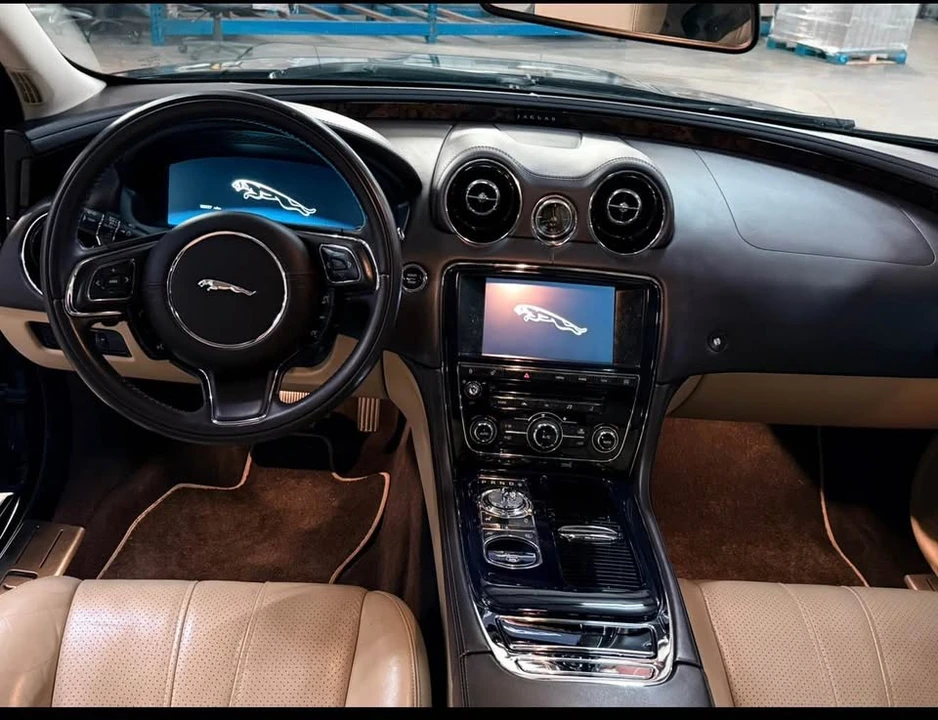 2013 Jaguar X351 XJR - Image 13 of 14