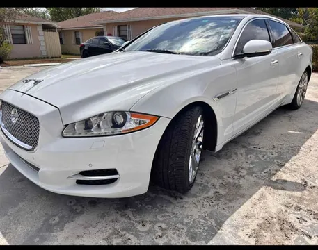 2013 Jaguar XJ Supercharged Sedan