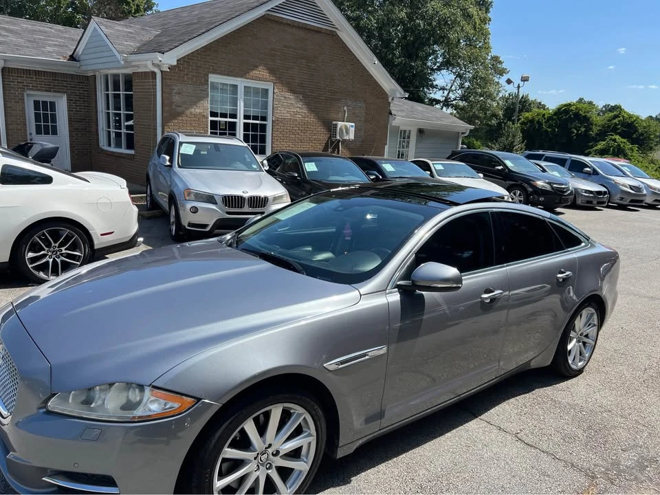 2013 Jaguar X351 XJR - Image 3 of 20