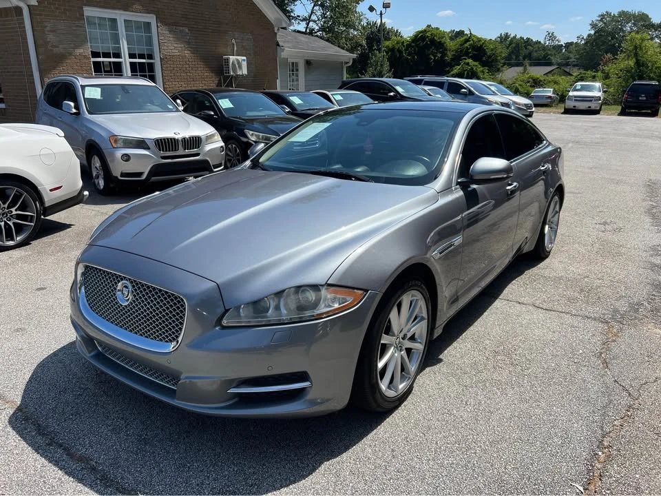 2013 Jaguar X351 XJR - Image 2 of 20