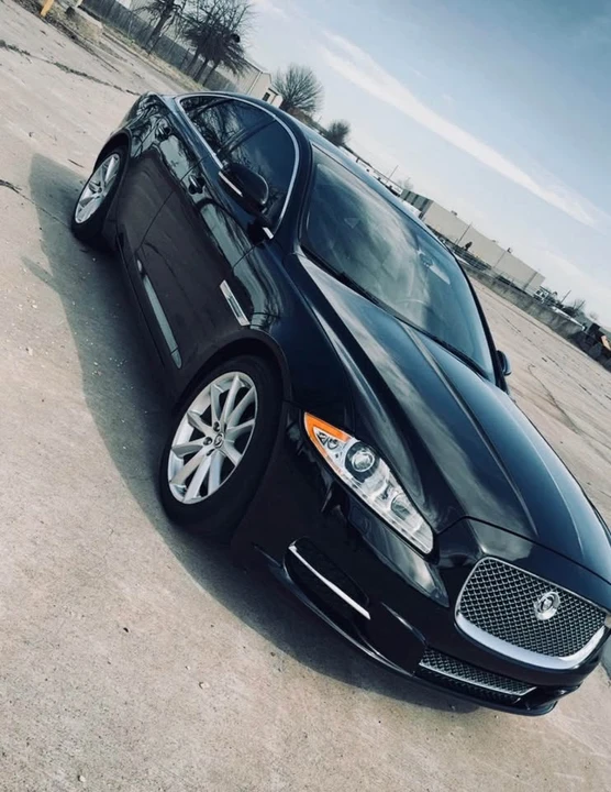 2013 Jaguar X351 XJR - Image 7 of 10