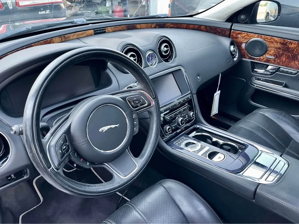 2013 Jaguar X351 XJR - Image 6 of 8