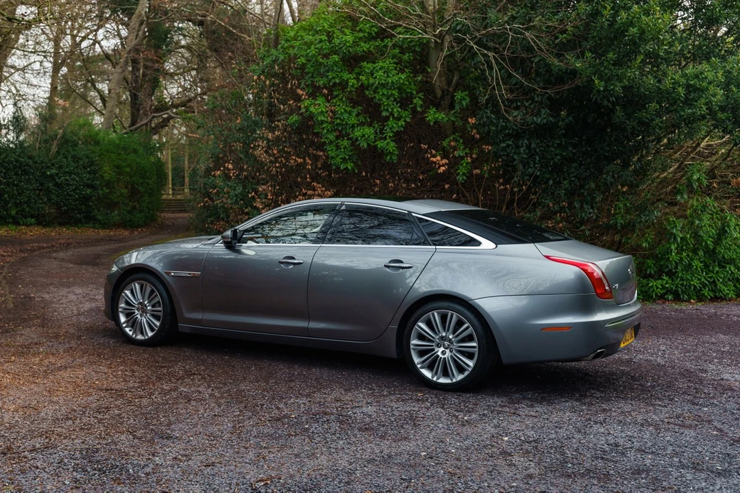 2013 Jaguar X351 XJ - Image 14 of 30