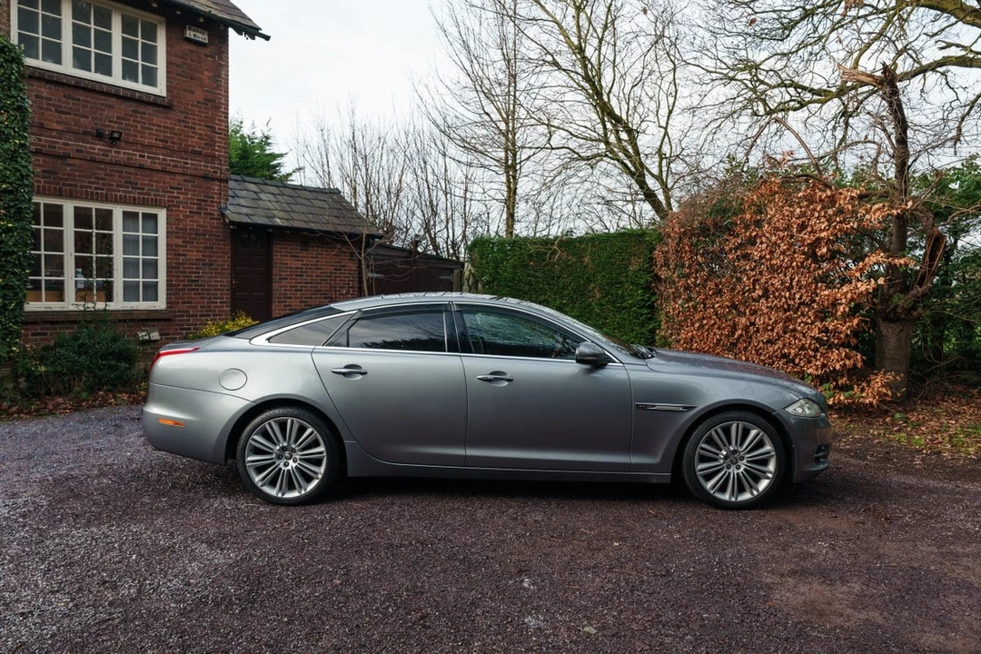 2013 Jaguar X351 XJ - Image 7 of 30