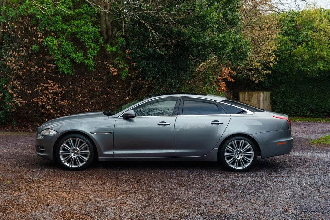 2013 Jaguar X351 XJ - Image 15 of 30