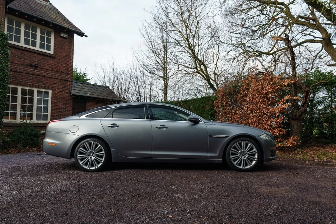 2013 Jaguar X351 XJ - Image 6 of 30