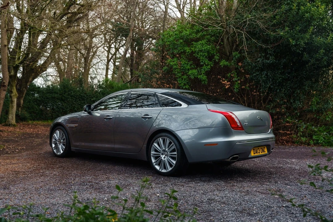 2013 Jaguar X351 XJ - Image 11 of 30