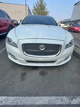2013 Jaguar XJ XJ Sedan 4D
