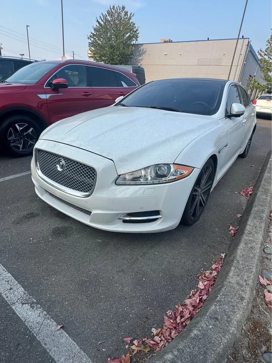 2013 Jaguar X351 XJ - Image 2 of 6
