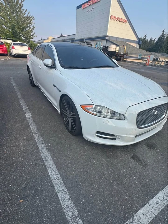2013 Jaguar X351 XJ - Image 3 of 6