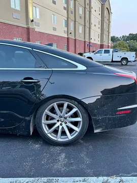 2013 Jaguar XJ XJ Sedan 4D