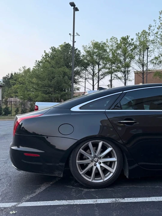 2013 Jaguar X351 XJ - Image 2 of 15
